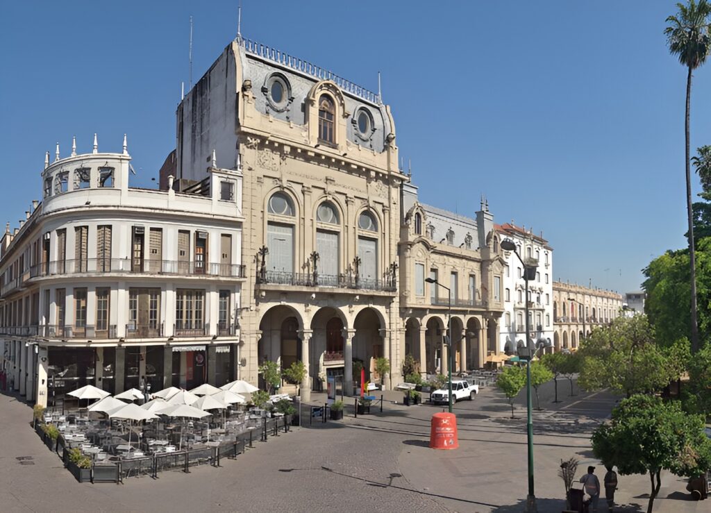 Centro Cultural América, ex Club 20 de Febrero y ex Casa de Gobierno